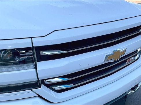 Used 2017 Chevrolet Silverado 1500 LTZ Z71 w/ LTZ Plus Package image 29