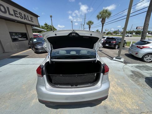 Used 2018 Kia Forte LX FWD image 9