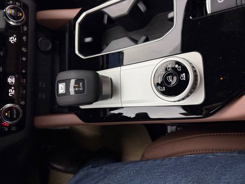 New 2026 Mitsubishi Outlander SEL image 21