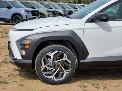 Used 2026 Hyundai Kona SEL Premium AWD/4WD image 6