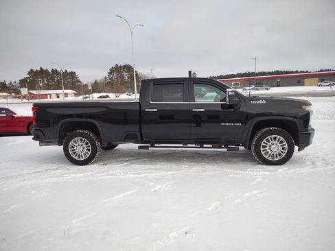 Used 2022 Chevrolet Silverado 3500 High Country image 6