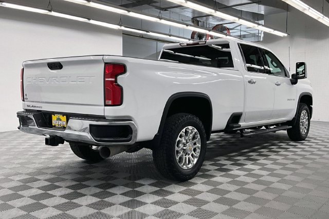 Used 2025 Chevrolet Silverado 3500 LTZ AWD/4WD image 13