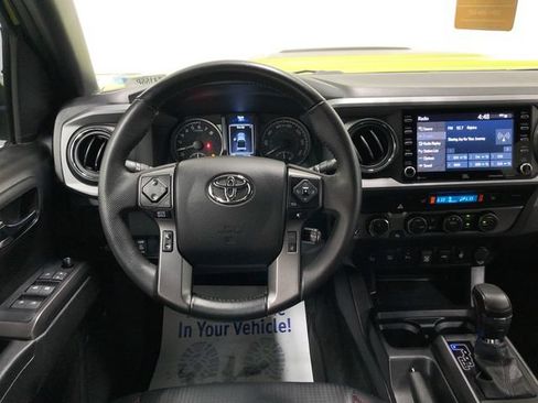 Used 2022 Toyota Tacoma TRD Pro AWD/4WD image 15