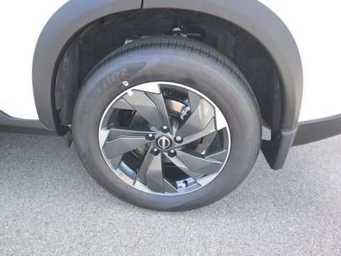 New 2026 Nissan Rogue SV image 9