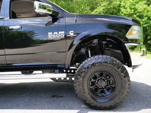 Used 2015 RAM 2500 Laramie AWD/4WD image 40