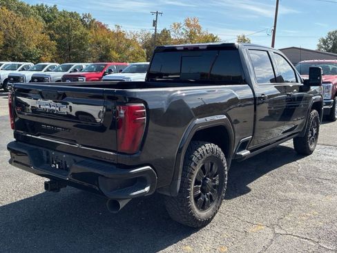 Used 2024 GMC Sierra 2500 Denali Ultimate image 7