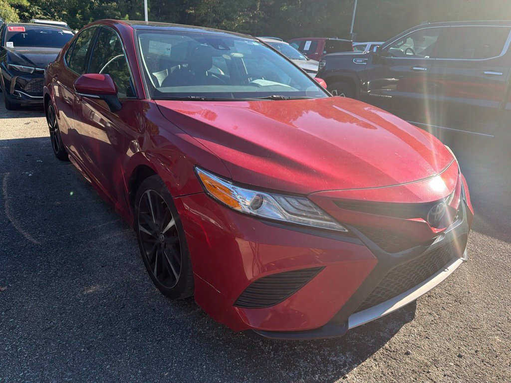 Used 2020 Toyota Camry XSE FWD image 4