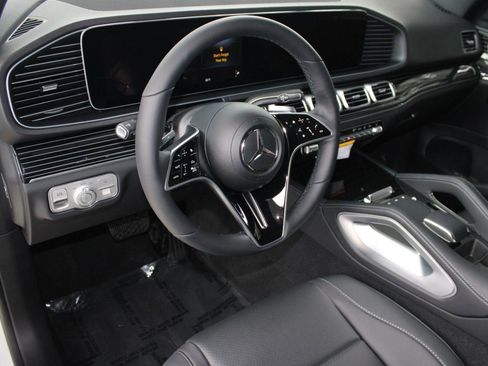 Used 2026 Mercedes-Benz GLE 350 4MATIC image 4