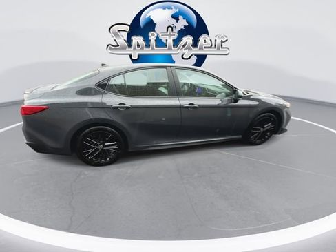 Certified 2025 Toyota Camry SE image 9