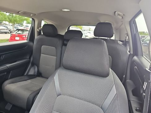 Used 2024 Honda CR-V EX image 9