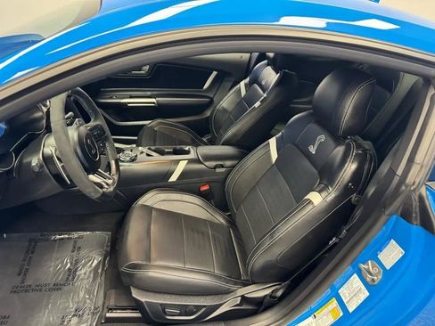 Used 2022 Ford Mustang Shelby GT500 w/ Technology Package RWD image 14