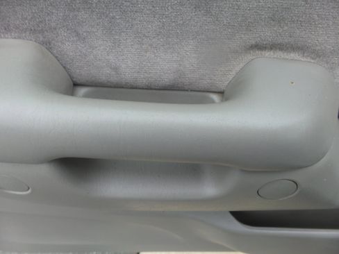 Used 2004 Toyota Tacoma XtraCab automatic SR5 image 78