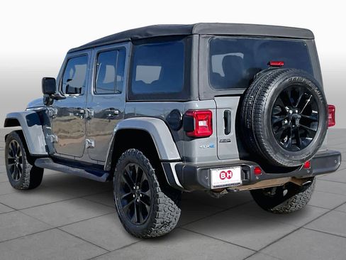 Used 2021 Jeep Wrangler Unlimited Sahara w/ Safety Group image 11