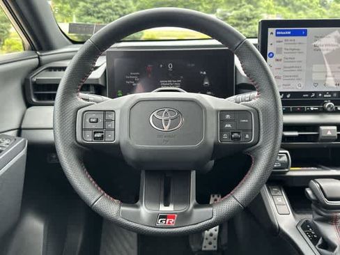 Used 2026 Toyota RAV4 AWD Plug-in Hybrid image 7