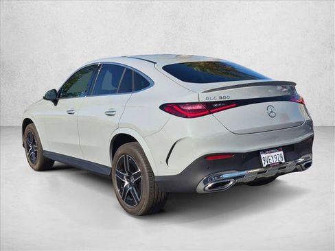 Used 2025 Mercedes-Benz GLC 300 4MATIC image 7