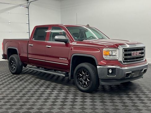 Used 2014 GMC Sierra 1500 SLT w/ Suspension Package, Off-Road image 6