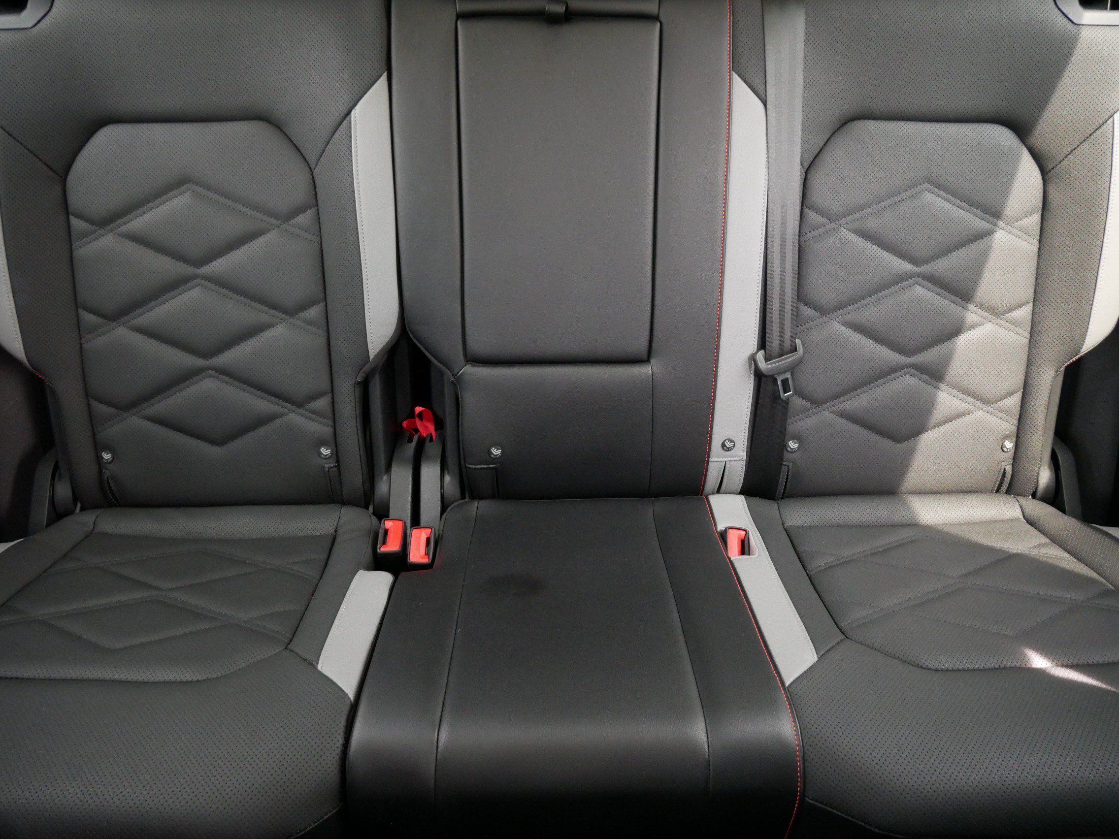 Certified 2024 Volkswagen Atlas Peak Edition SEL AWD/4WD image 13