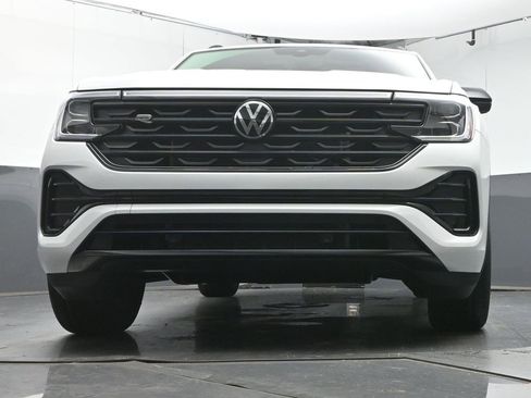 New 2026 Volkswagen Atlas Cross Sport SEL R-Line image 34