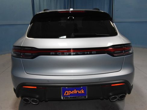 Certified 2026 Porsche Macan AWD/4WD image 30