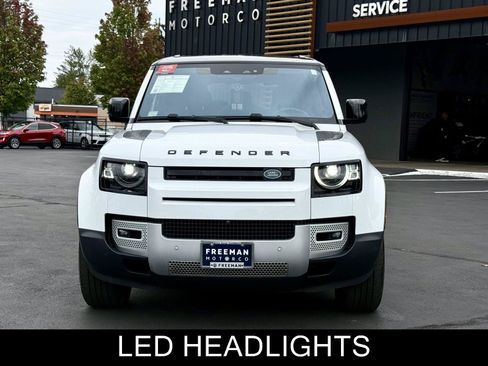 Used 2020 Land Rover Defender 110 HSE AWD/4WD image 3