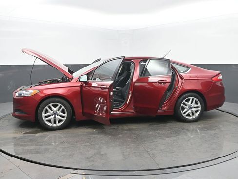 Used 2016 Ford Fusion SE image 55