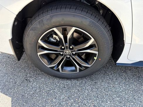 New 2026 Toyota Sienna Platinum AWD/4WD image 45