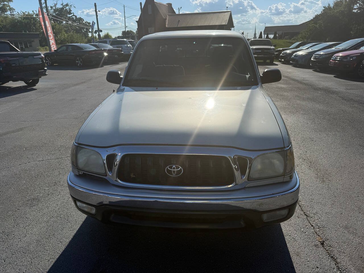 Used 2004 Toyota Tacoma 2WD Xtracab w/ SR5 Pkg image 8