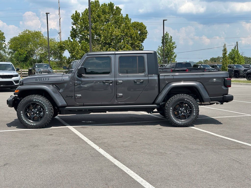 New 2026 Jeep Gladiator Sport AWD/4WD image 4