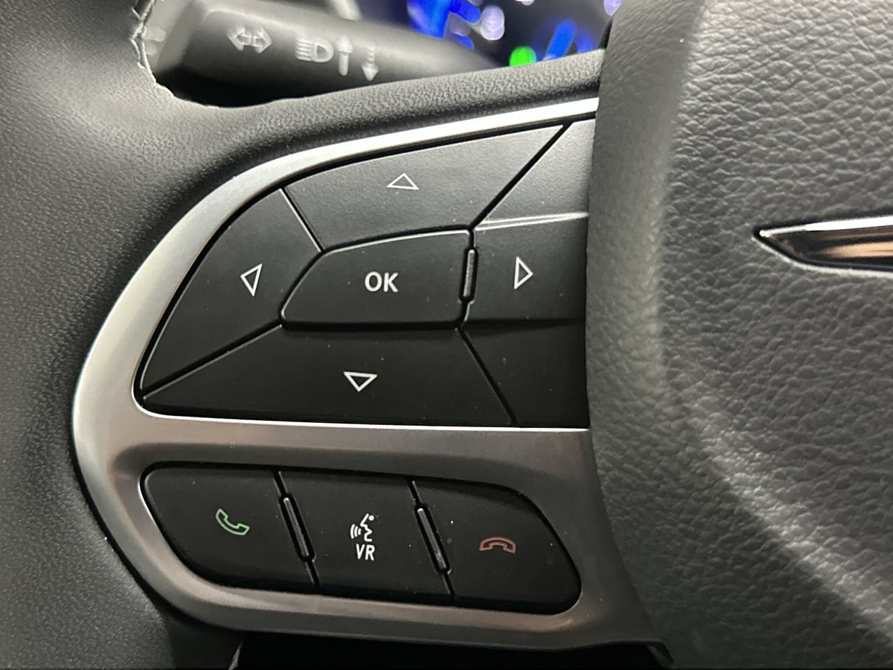 Used 2026 Chrysler Pacifica Select AWD/4WD image 45