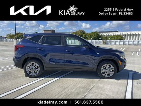 New 2026 Kia Seltos LX image 2