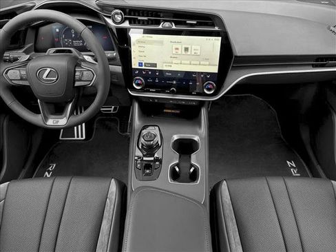 New 2026 Lexus RZ 450e AWD image 4