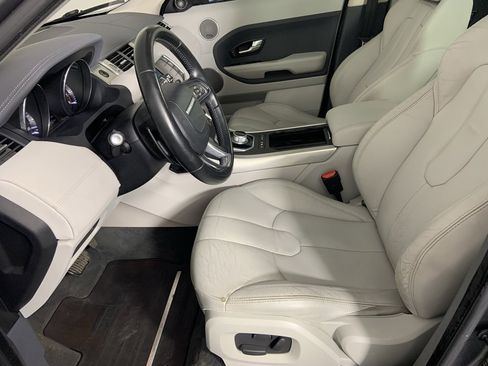 Used 2015 Land Rover Range Rover Evoque Pure Plus image 11
