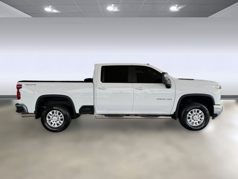 Used 2024 Chevrolet Silverado 2500 LT w/ All Star Edition AWD/4WD image 8