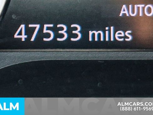 Used 2023 Nissan Pathfinder SL image 51