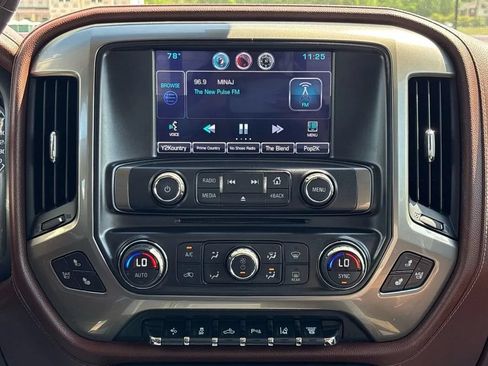 Used 2015 Chevrolet Silverado 2500 High Country w/ Duramax Plus Package AWD/4WD image 40