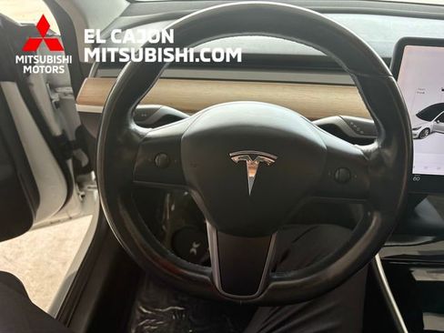 Used 2018 Tesla Model 3 Long Range RWD image 14