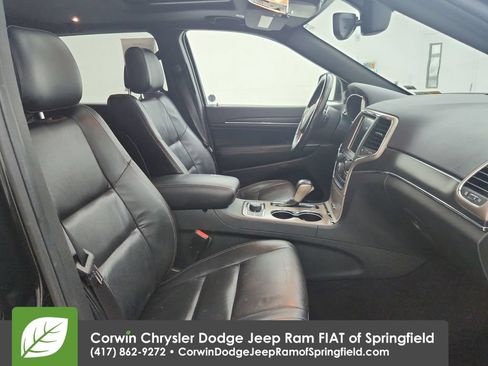 Used 2017 Jeep Grand Cherokee Limited AWD/4WD image 32