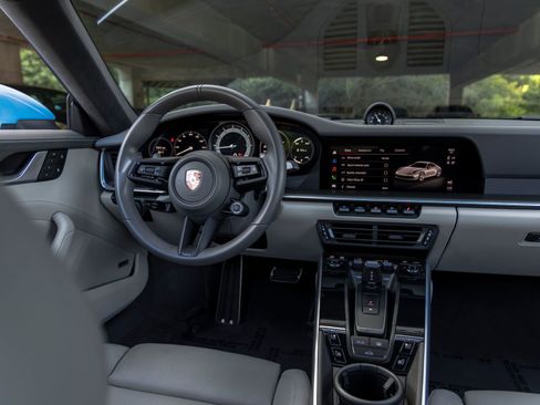 Certified 2022 Porsche 911 Carrera S RWD image 43