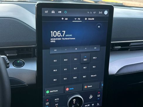 Used 2021 Ford Mustang Mach-E Select image 18