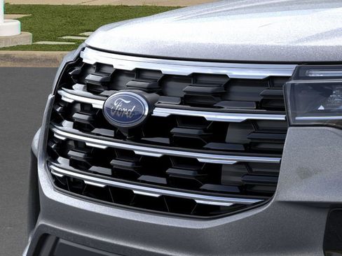 New 2026 Ford Explorer Active w/ Active Comfort Package image 17