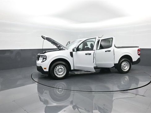 New 2026 Ford Maverick XL image 41