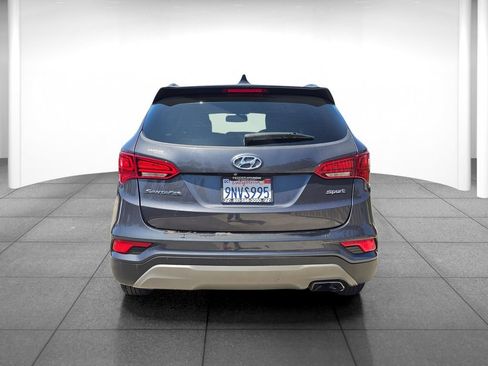 Used 2018 Hyundai Santa Fe Sport FWD image 5
