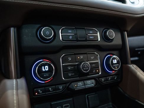 Used 2024 Chevrolet Tahoe High Country w/ Advanced Technology Package image 29