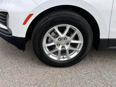 Used 2022 Chevrolet Equinox LT FWD image 11