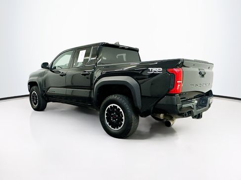 Used 2025 Toyota Tacoma TRD Off-Road image 5
