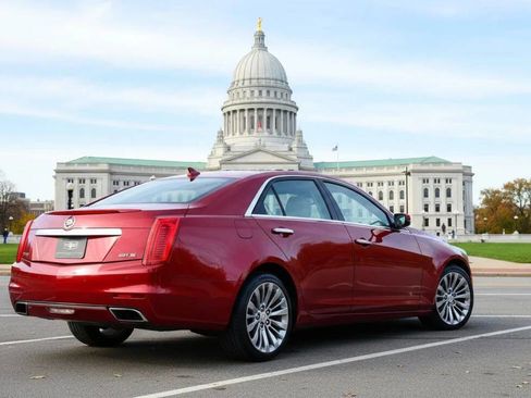 Used 2014 Cadillac CTS Luxury image 4