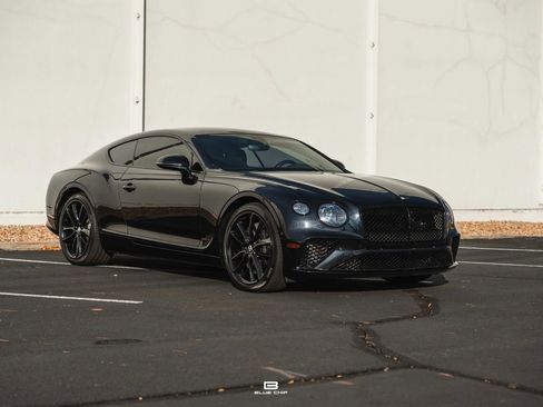 Used 2022 Bentley Continental GT image 15