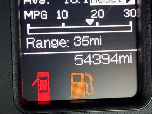 Used 2024 RAM 1500 Classic SLT image 31