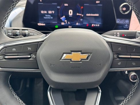 New 2026 Chevrolet Equinox EV LT image 23