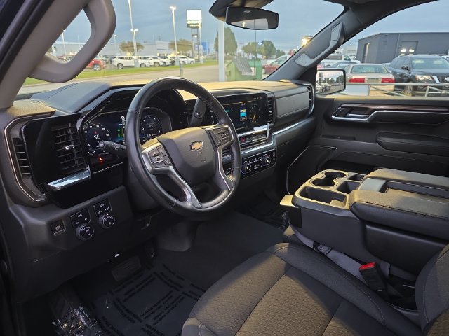 Certified 2023 Chevrolet Silverado 1500 LT AWD/4WD image 15